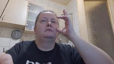 Snapshot of bethnorth chatting on February 22, 3:51 am bethnorth online show from February 22, 3:51 am