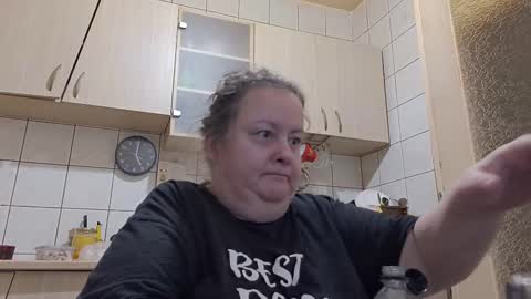 Snapshot of bethnorth chatting on February 23, 2:53 am bethnorth online show from February 23, 2:53 am