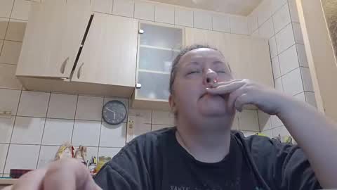 Snapshot of bethnorth chatting on March 1, 3:41 am bethnorth online show from March 1, 3:41 am