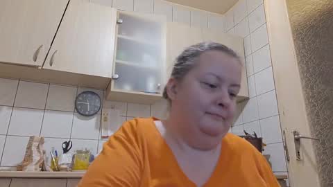 Snapshot of bethnorth chatting on March 7, 3:36 am bethnorth online show from March 7, 3:36 am