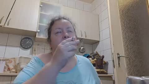 Snapshot of bethnorth chatting on April 21, 10:12 pm bethnorth online show from April 21, 10:12 pm