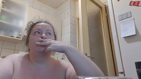 Snapshot of bethnorth chatting on May 20, 12:39 am bethnorth online show from May 20, 12:39 am