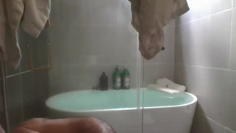 Snapshot of betoooox chatting on July 17, 3:39 pm Virtual Gentleman online show from July 17, 3:39 pm