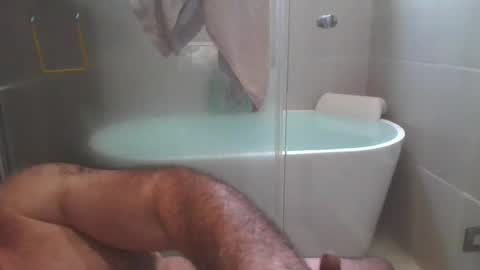 Snapshot of betoooox chatting on July 20, 2:52 pm Virtual Gentleman online show from July 20, 2:52 pm