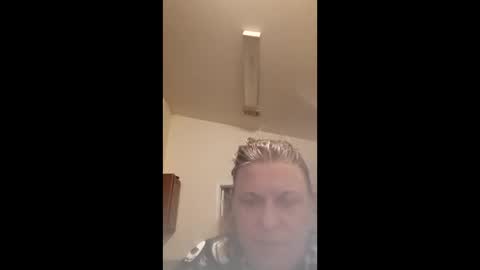 Snapshot of betsygore78 chatting on February 27, 2:44 am betsygore78 online show from February 27, 2:44 am