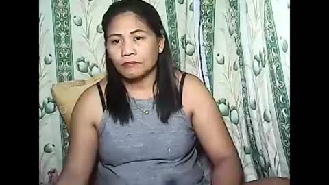 Snapshot of betty_83 chatting on December 24, 11:49 am betty_83 online show from December 24, 11:49 am