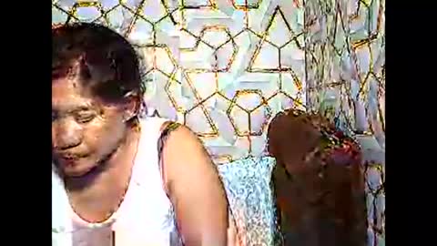 Snapshot of betty_83 chatting on March 5, 11:50 am betty_83 online show from March 5, 11:50 am