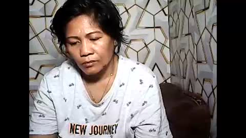Snapshot of betty_83 chatting on March 22, 12:36 am betty_83 online show from March 22, 12:36 am