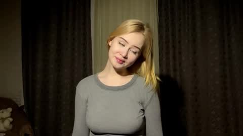 Hinata online show from February 20, 11:22 am