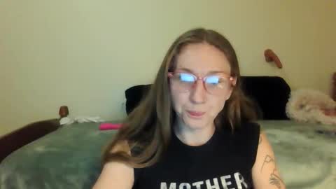 Snapshot of bettysboxxx chatting on October 11, 1:05 am bettysboxxx online show from October 11, 1:05 am