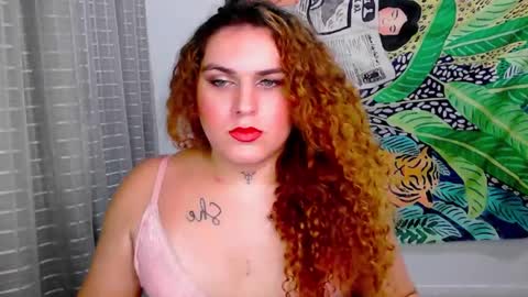 Snapshot of bettytaylor23 chatting on January 29, 12:01 am bettytaylor23 online show from January 29, 12:01 am