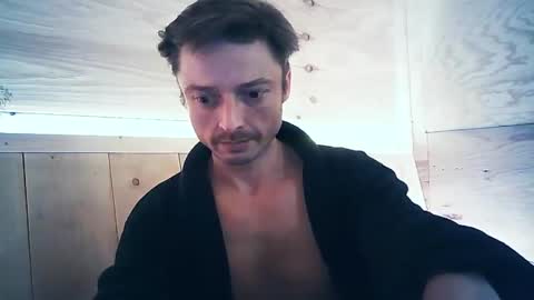 Snapshot of beukenstein chatting on January 12, 12:49 am . online show from January 12, 12:49 am