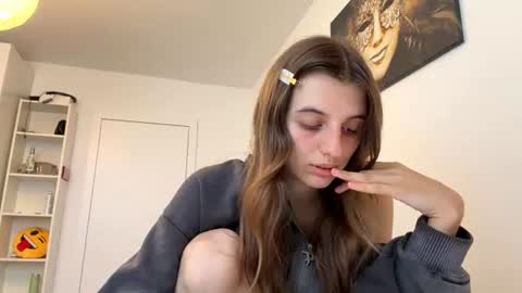 Lina online show from July 27, 5:20 pm