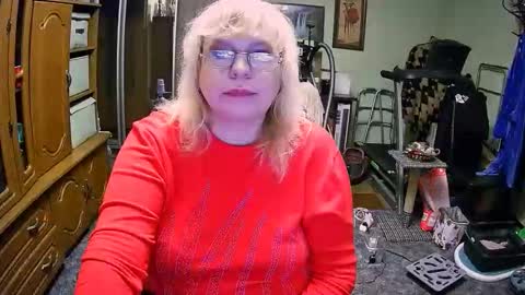 BeverlyQCynia online show from October 2, 3:52 pm