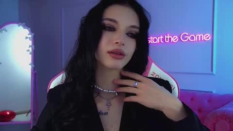 Beverly online show from February 21, 10:38 am