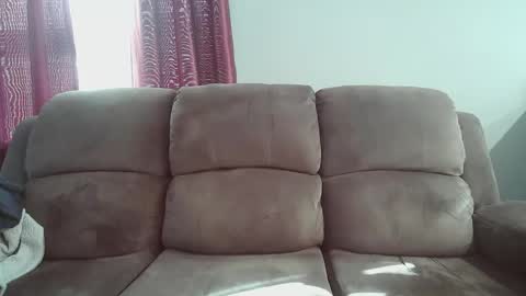 throbinhood online show from December 30, 3:46 pm