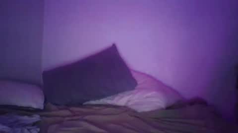 Snapshot of bgboybrad91023 chatting on September 19, 9:43 am bgboybrad91023 online show from September 19, 9:43 am