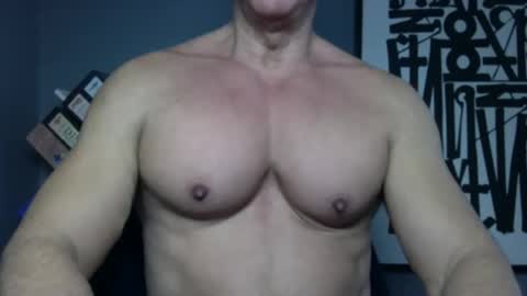 Snapshot of bgdkmuscleguy chatting on April 19, 7:05 pm BGDKMUSCLEGUY - SELECTED BY CHATURBATE AS A TOP BROADCASTER FOR 2023 online show from April 19, 7:05 pm