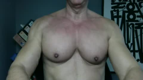 Snapshot of bgdkmuscleguy chatting on June 17, 1:41 am BGDKMUSCLEGUY - SELECTED BY CHATURBATE AS A TOP BROADCASTER FOR 2023 online show from June 17, 1:41 am
