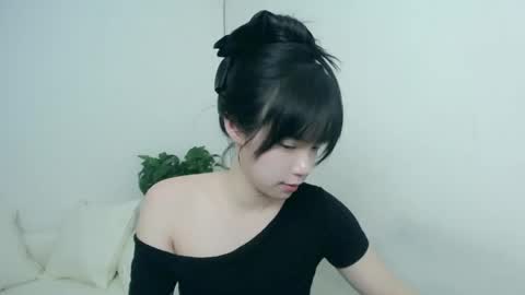 bhchenshuang online show from May 3, 6:41 am