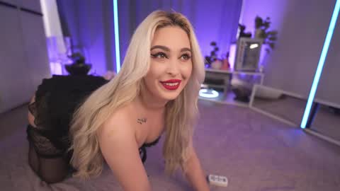 Snapshot of bia_kristal chatting on May 3, 2:56 pm Biia online show from May 3, 2:56 pm