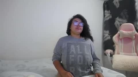 Bianca Tuesday to Sunday from 2am to 6am UTC-5 online show from October 31, 9:10 am