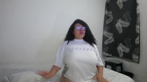 Bianca Tuesday to Sunday from 2am to 6am UTC-5 online show from April 8, 9:20 am