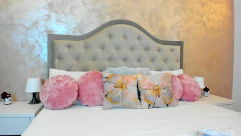 Bianca Vale online show from June 9, 5:08 am