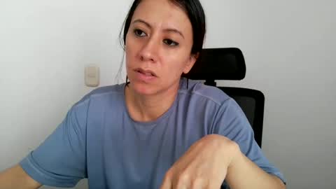 Snapshot of biancamirage1 chatting on June 30, 6:20 pm Bianca Mirage online show from June 30, 6:20 pm
