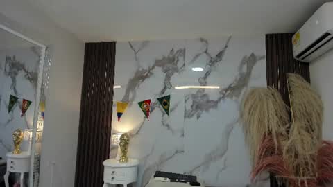 Snapshot of biancapercy chatting on June 22, 12:02 pm Bianca online show from June 22, 12:02 pm