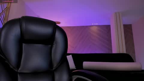 Snapshot of biancapierce_ chatting on February 26, 11:30 am Bianca Pierce online show from February 26, 11:30 am