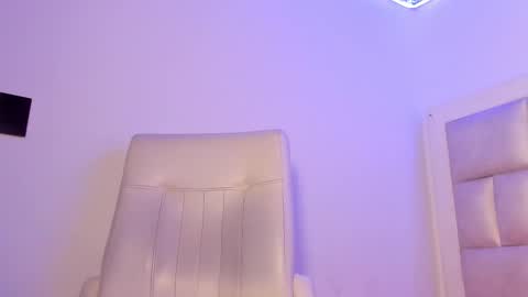 bibiana_js_ online show from January 13, 4:12 pm