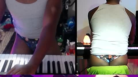 BicepsandFrot online show from November 10, 4:00 am