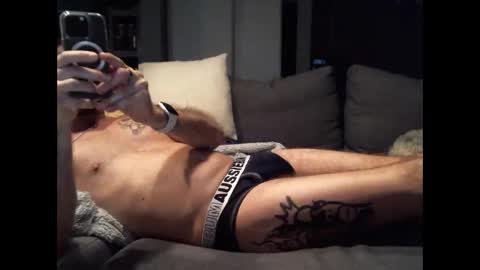 Snapshot of bidaddy83 chatting on September 30, 7:13 am bidaddy83 online show from September 30, 7:13 am