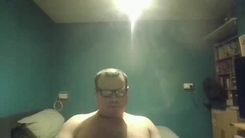 Snapshot of bidan1986 chatting on December 21, 6:37 pm bigdan1986 online show from December 21, 6:37 pm