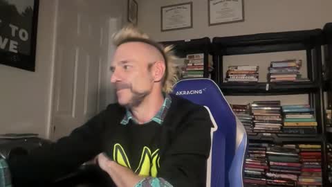 biffpowbang online show from February 2, 2:54 am