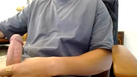 Snapshot of bifitboy chatting on September 25, 1:37 pm Ryan online show from September 25, 1:37 pm