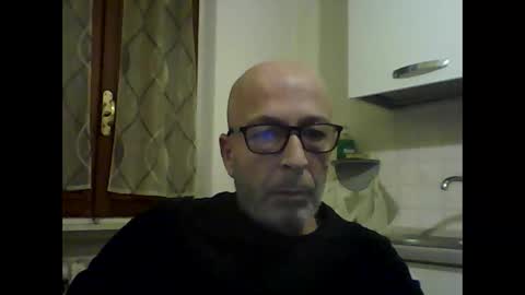 Snapshot of big23italy chatting on March 15, 7:47 am big23italy online show from March 15, 7:47 am