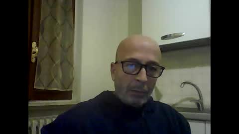 Snapshot of big23italy chatting on March 28, 7:02 pm big23italy online show from March 28, 7:02 pm