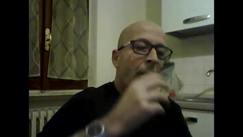 Snapshot of big23italy chatting on April 2, 9:34 pm big23italy online show from April 2, 9:34 pm