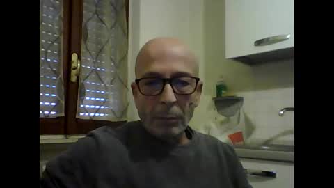 Snapshot of big23italy chatting on April 4, 11:29 am big23italy online show from April 4, 11:29 am