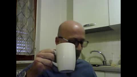 Snapshot of big23italy chatting on June 8, 7:09 am big23italy online show from June 8, 7:09 am
