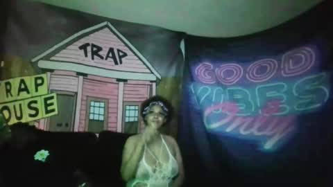 thatcoupledawg online show from March 3, 8:09 am