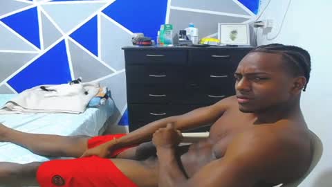 big_black11 online show from February 25, 2:33 pm