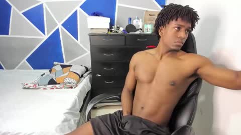 big_black11 online show from November 15, 11:40 am