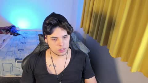 Logan Sprouse online show from February 21, 1:06 am