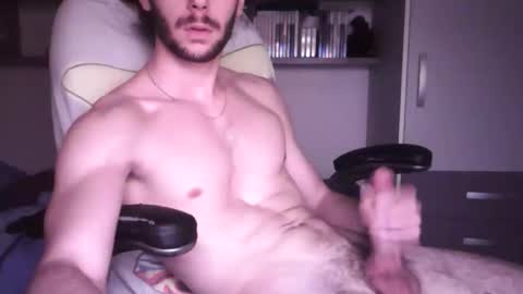 Snapshot of big_die chatting on October 12, 5:45 pm big_die online show from October 12, 5:45 pm