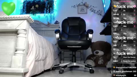 Lava online show from December 10, 7:54 pm