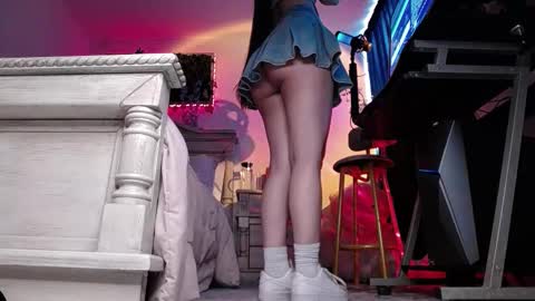 Lava online show from February 26, 9:25 pm