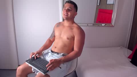 Tylerr online show from September 19, 8:20 pm